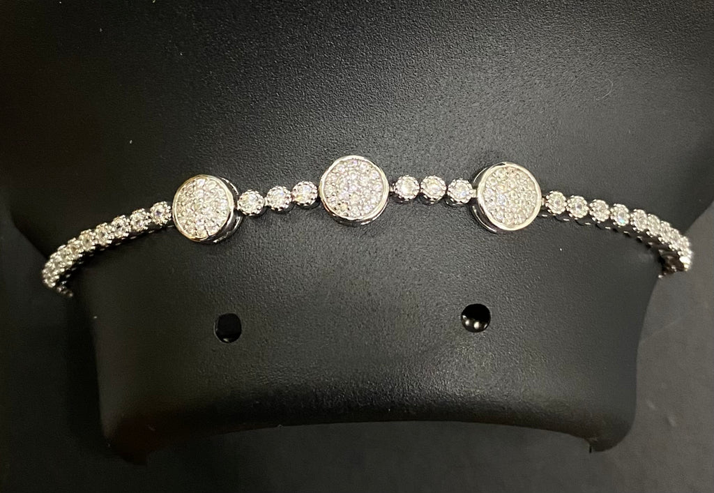 Adjustable studded bracelet