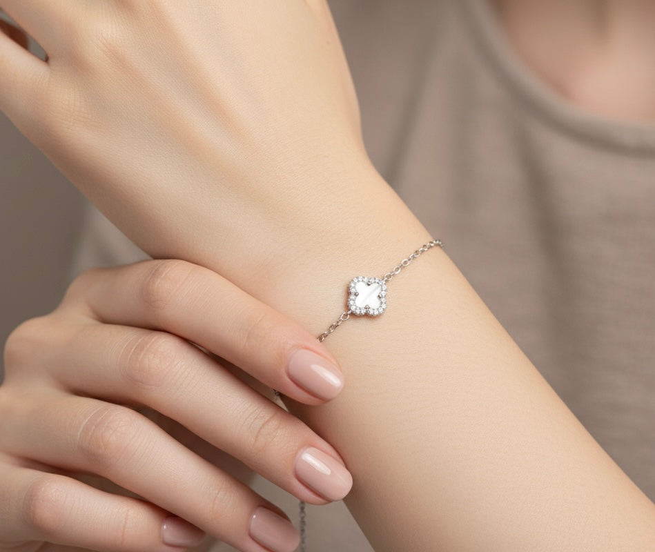 Charm bracelet