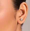 Single solitaire studs