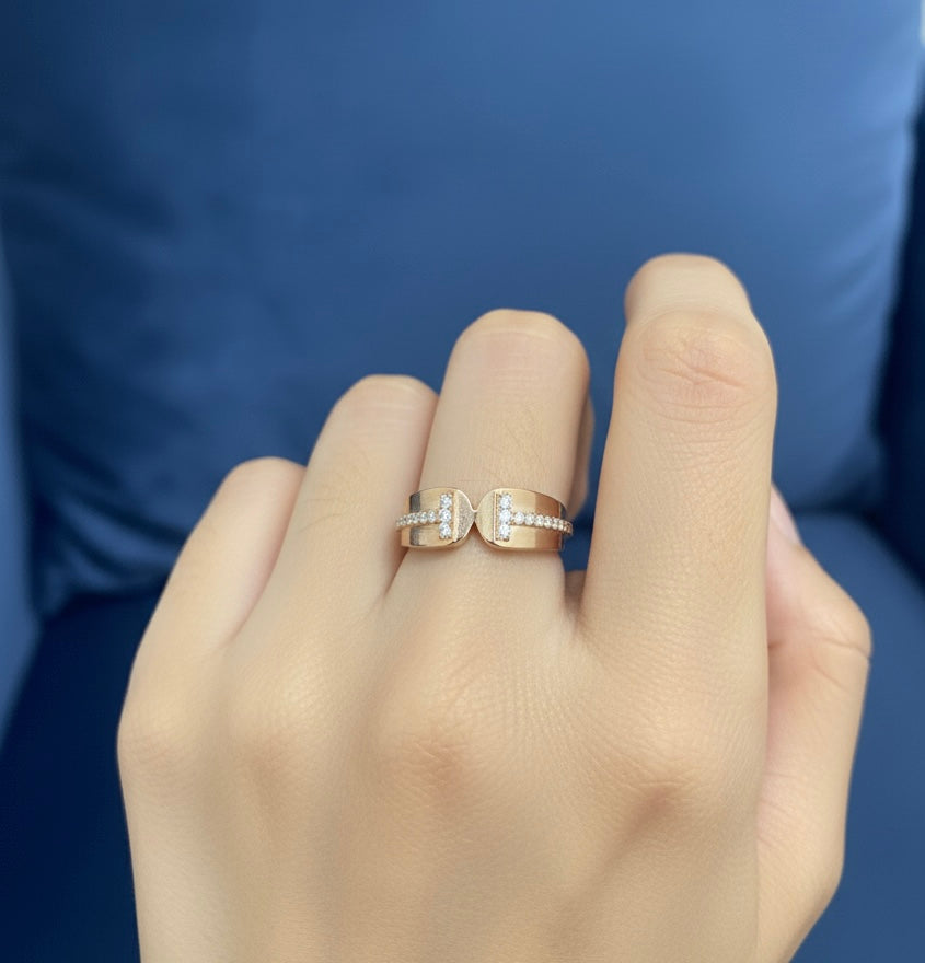 Rose gold ring