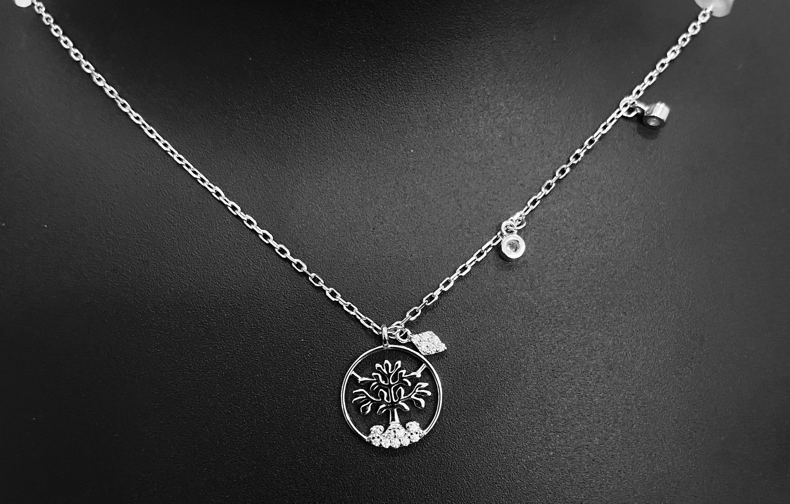 Tree of life pendant chain