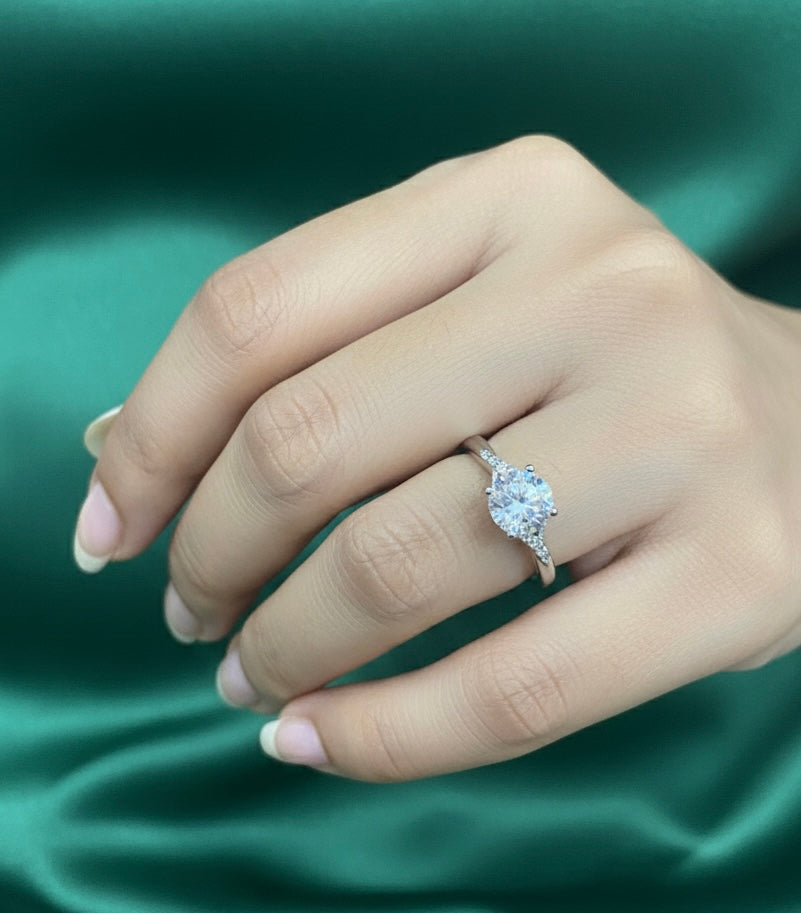 Solitaire ring