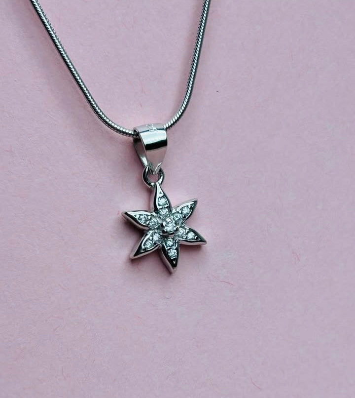 Flower charm pendant chain