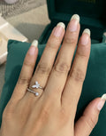 Butterfly ring